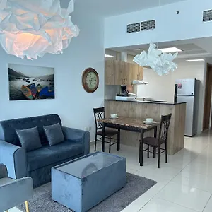 Golden Vacation Homes Continental Tower Marina , Dubaï Émirats arabes unis